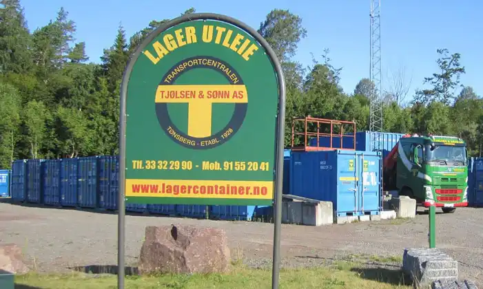 Lagercontainer - En av tomtene til Tjørlsen og Sønn, Tønsberg, Færder